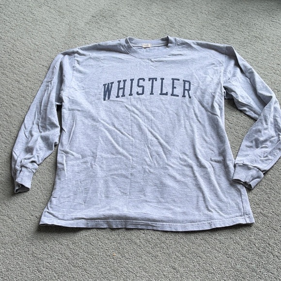 Brandy Melville Tops - Brandy Melville Whistler Long Sleeve